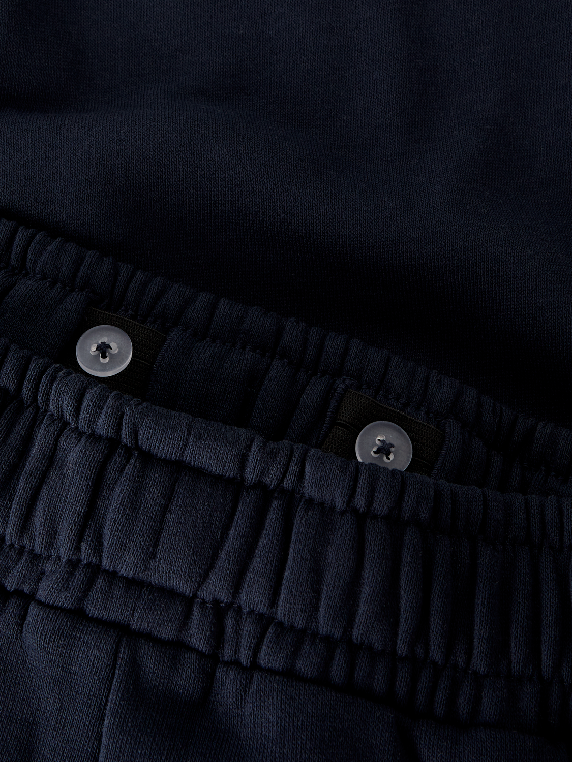 model_shot-front_full